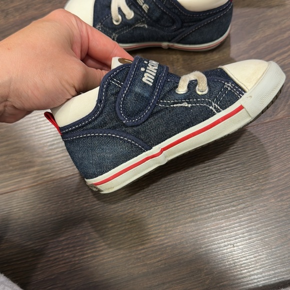 (SOLD) MIKI HOUSE NAVY STEP 2 Toddler Baby Shoes Sz: 15cm - Picture 7 of 10